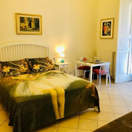 Bed & Breakfast Allegoria Dell'aurora 3*