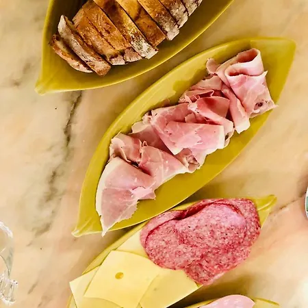 Bed & Breakfast Allegoria Dell'aurora 3*